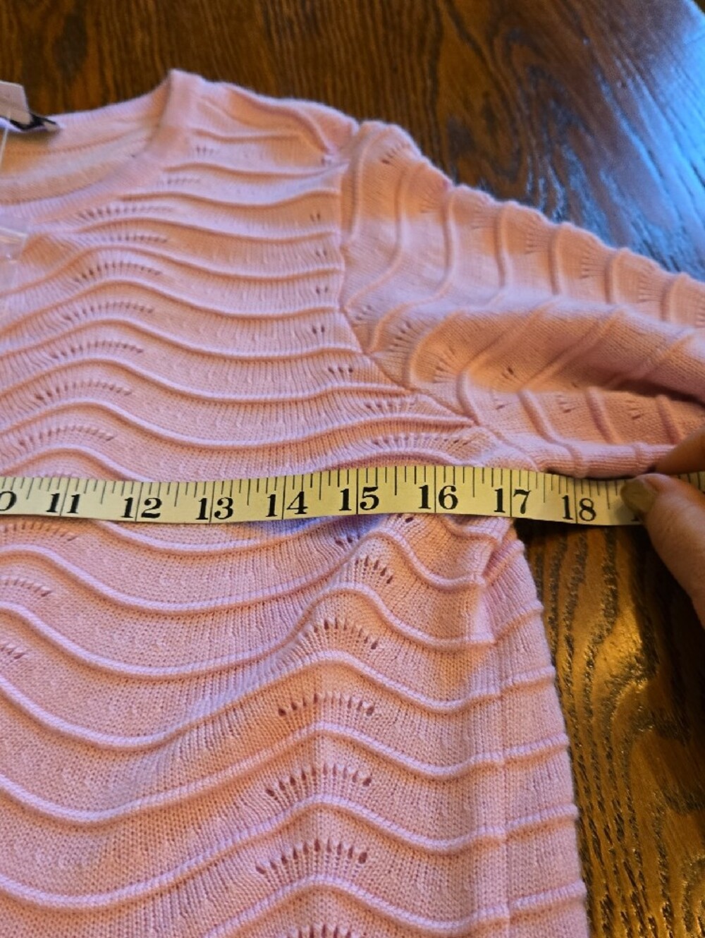 Joan Rivers Pink Wave-Pattern Button Very Soft Classy Cardigan - Picture 10 of 11